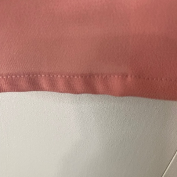 🍁price DROP🍁 Vintage pink ruffle front blouse size 18 W 100% Polyester - Picture 3 of 5